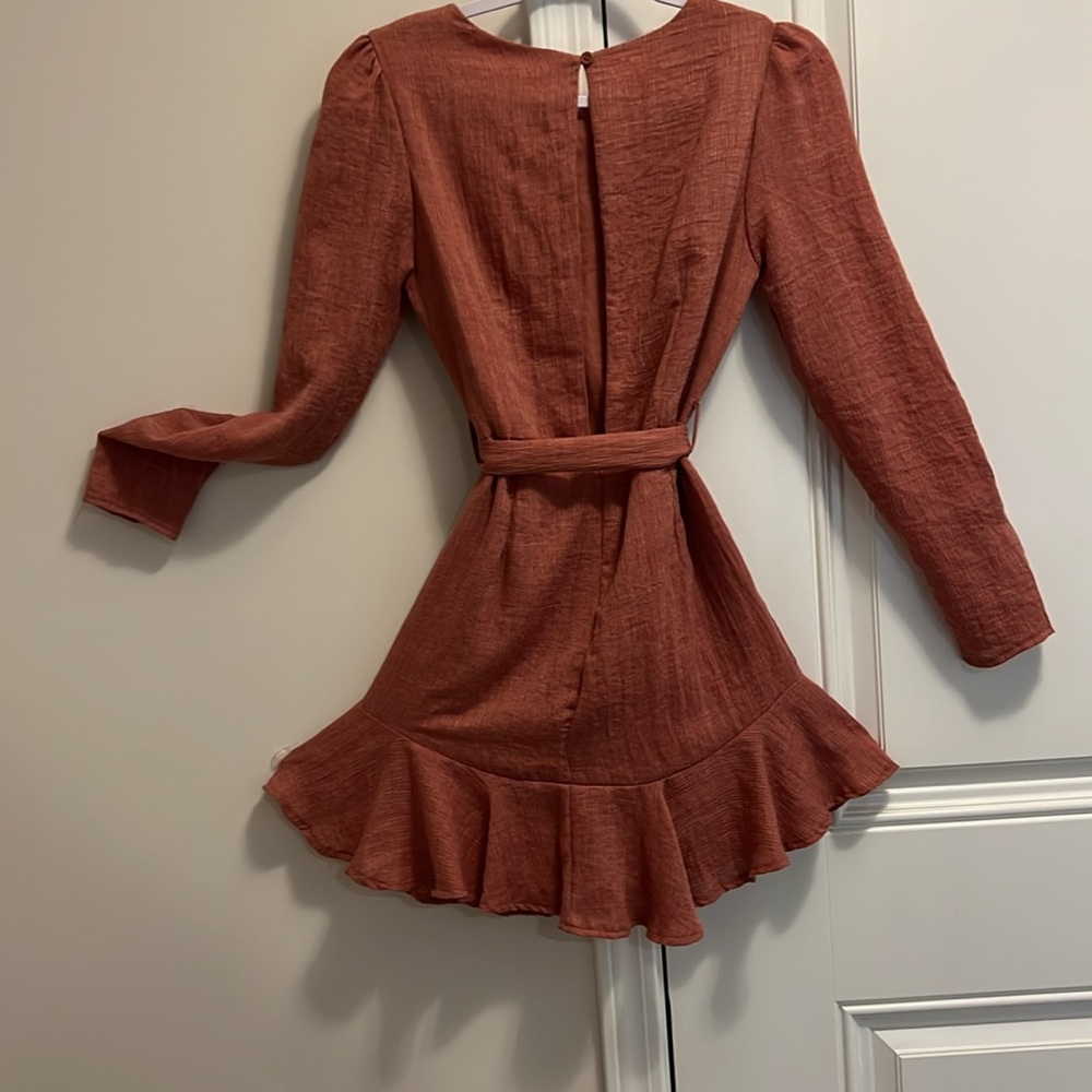 Open back cocktail dress - Picture 6 of 7